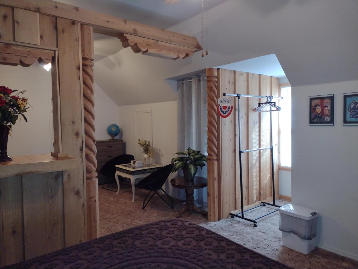 Quiet Upstairs Studio Close To Town 420 Friendly Trinidad Exterior photo